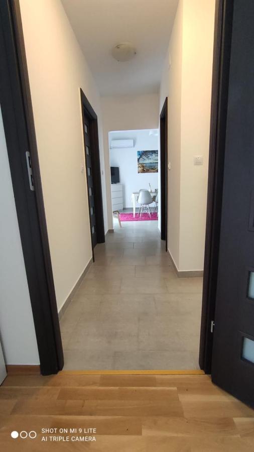 Apartmani Gavran Pirovac Exteriör bild