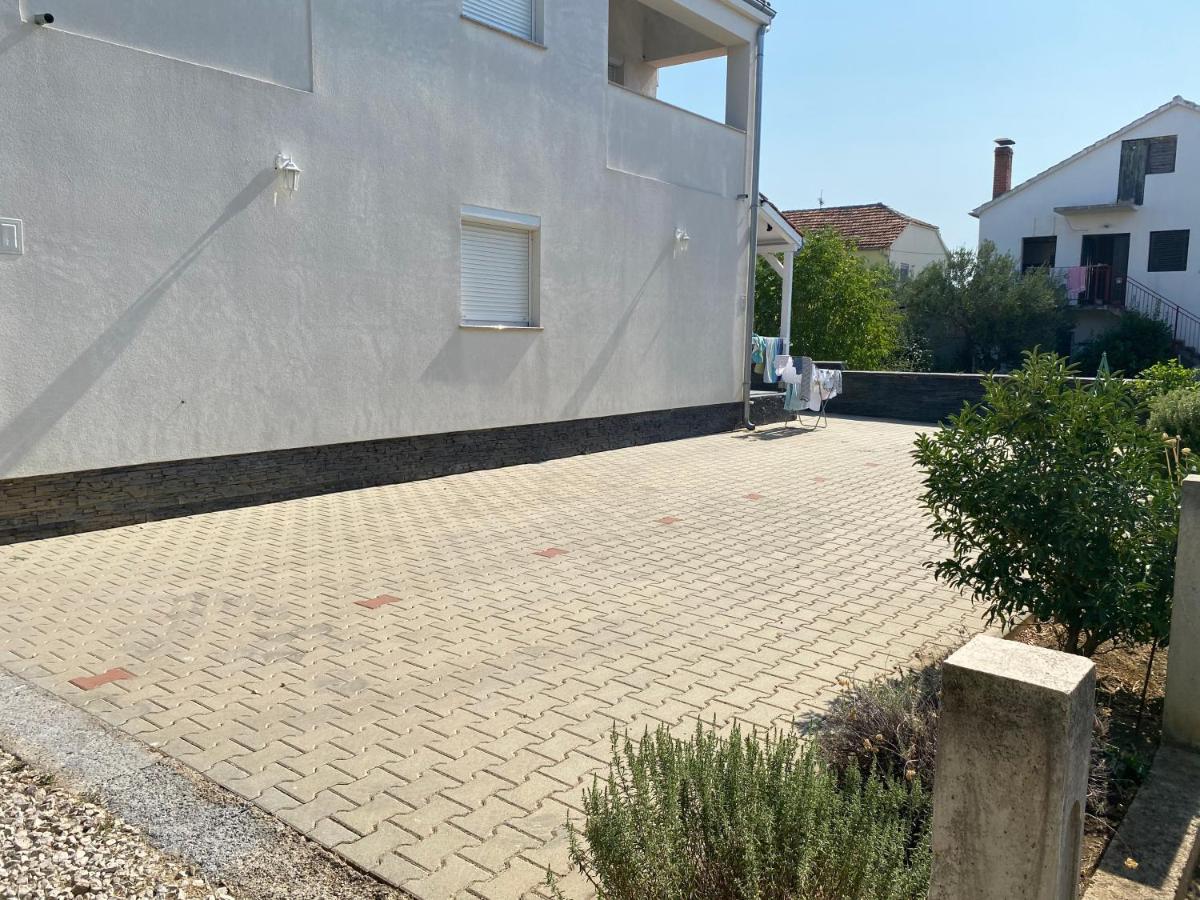 Apartmani Gavran Pirovac Exteriör bild
