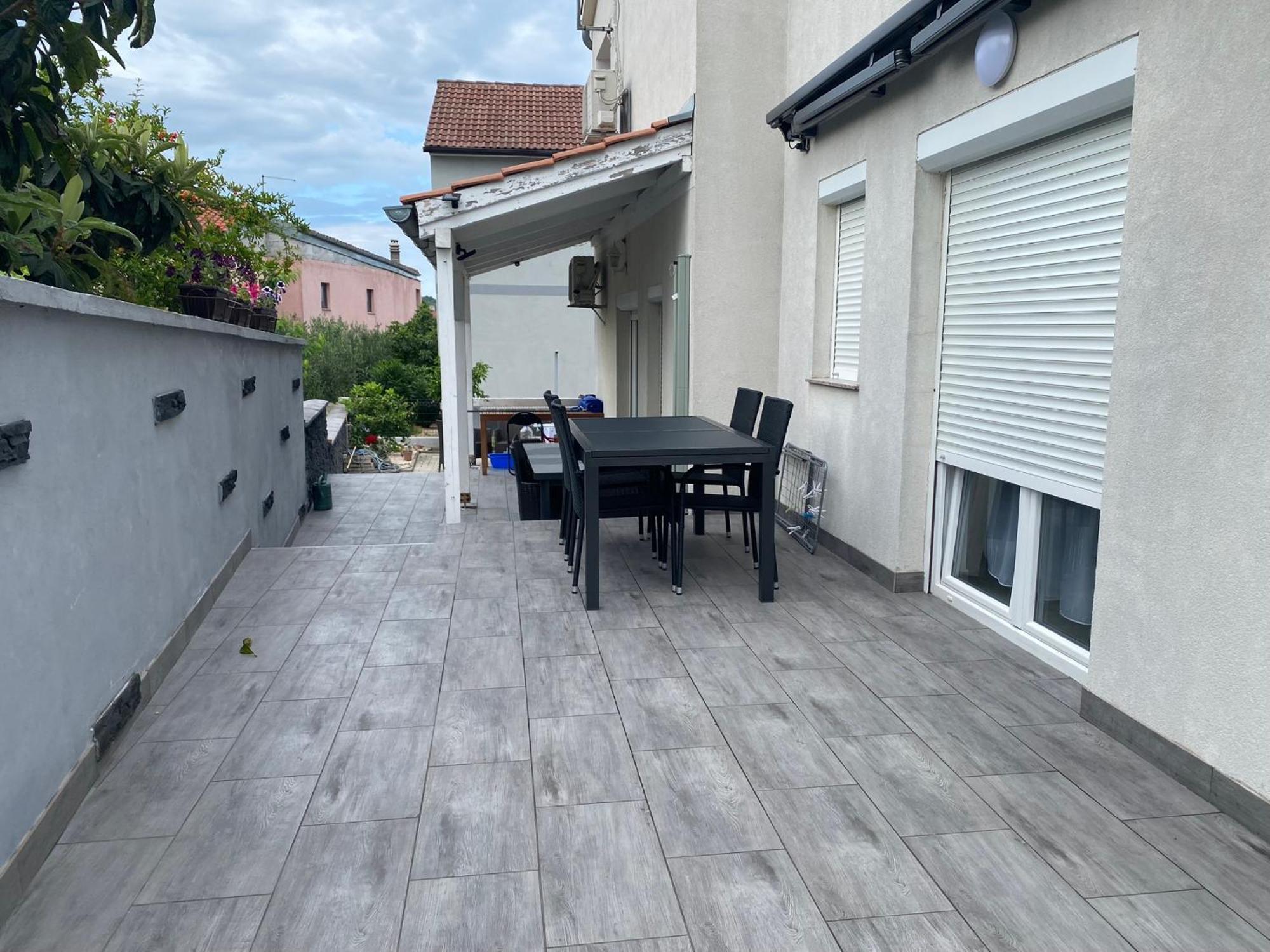 Apartmani Gavran Pirovac Exteriör bild